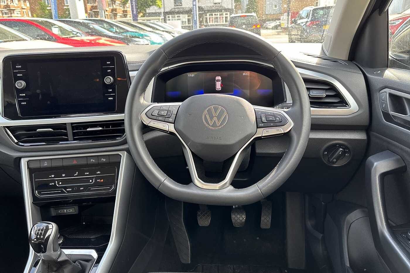 Volkswagen T-ROC 1.0 TSI (110ps) Life