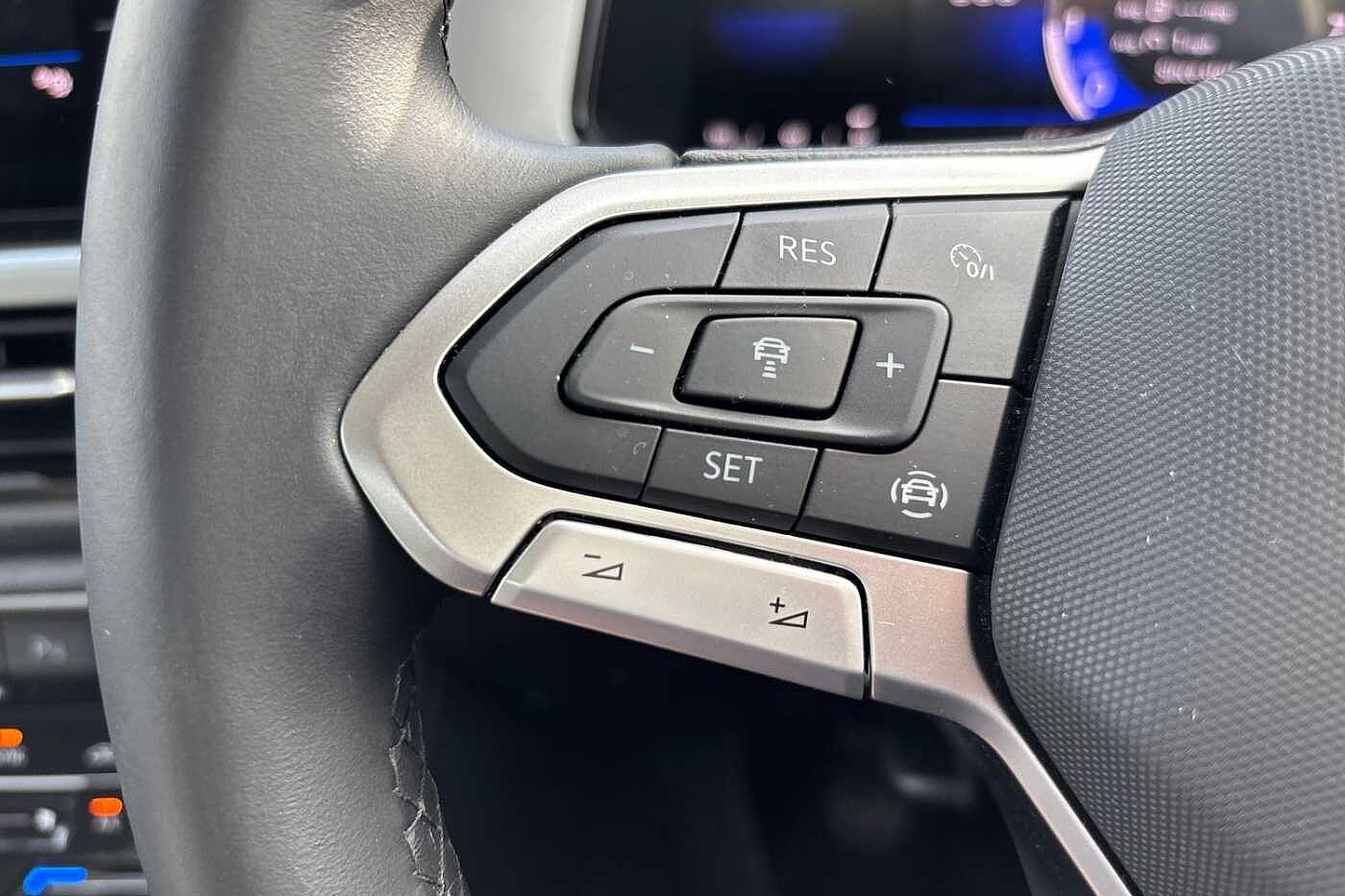Volkswagen T-ROC 1.0 TSI (110ps) Life