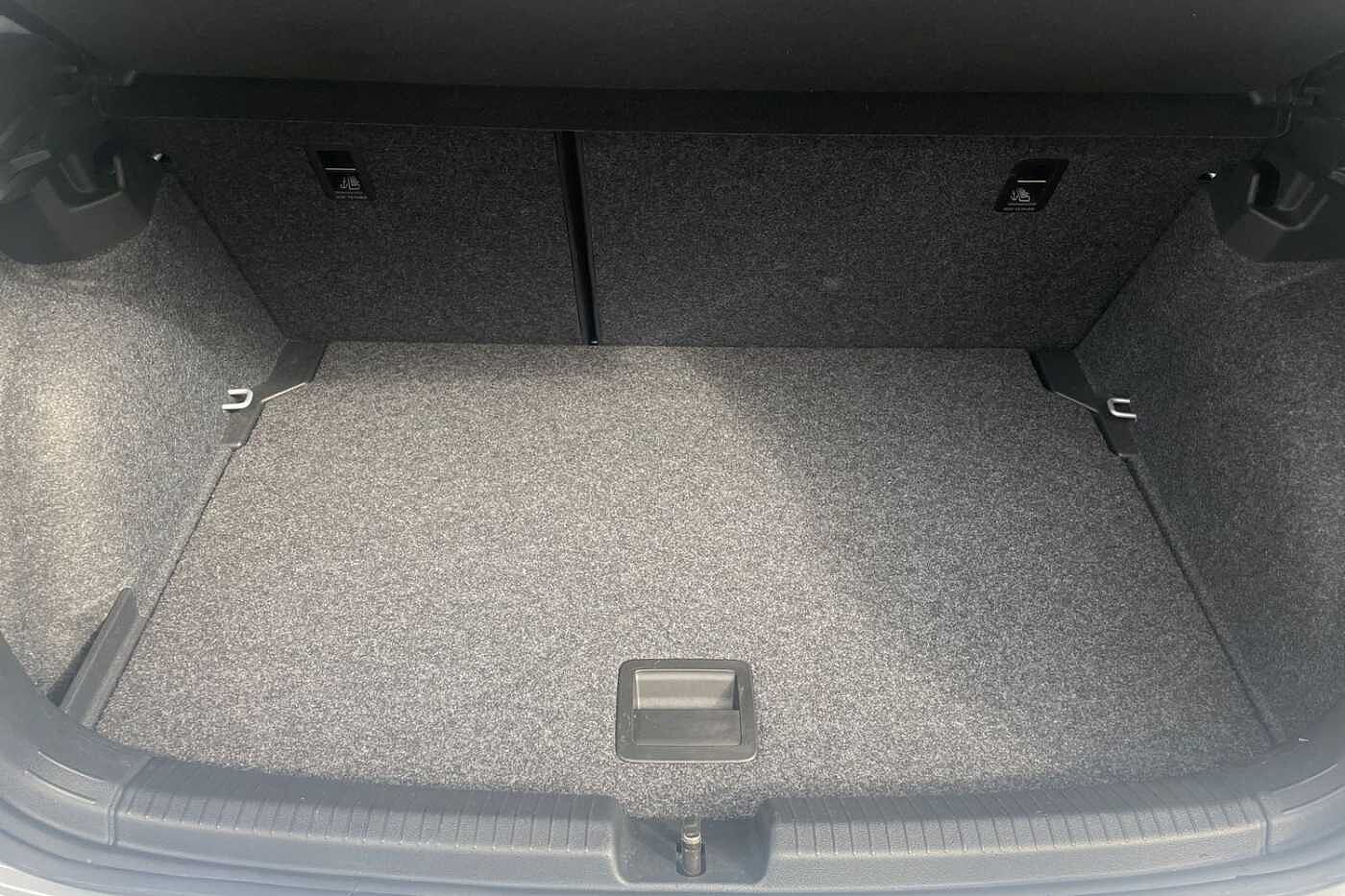 Volkswagen Polo R-Line 1.0 TSI 95PS 7-speed DSG 5 Door