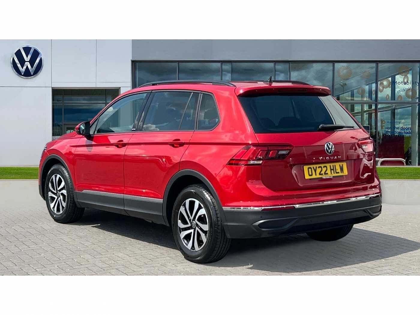Volkswagen Tiguan 1.5 TSI (130ps) Active EVO 5 door