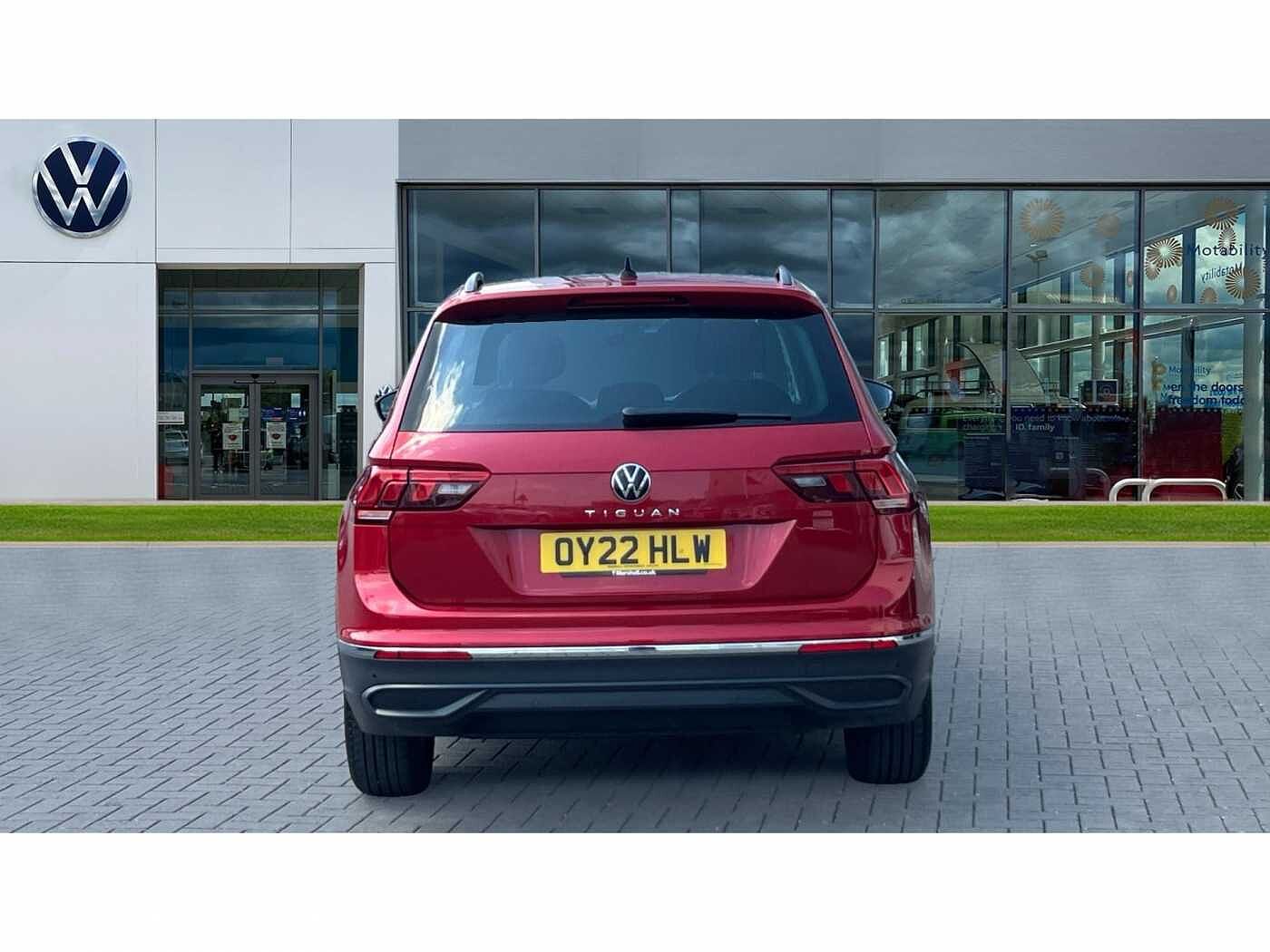 Volkswagen Tiguan 1.5 TSI (130ps) Active EVO 5 door