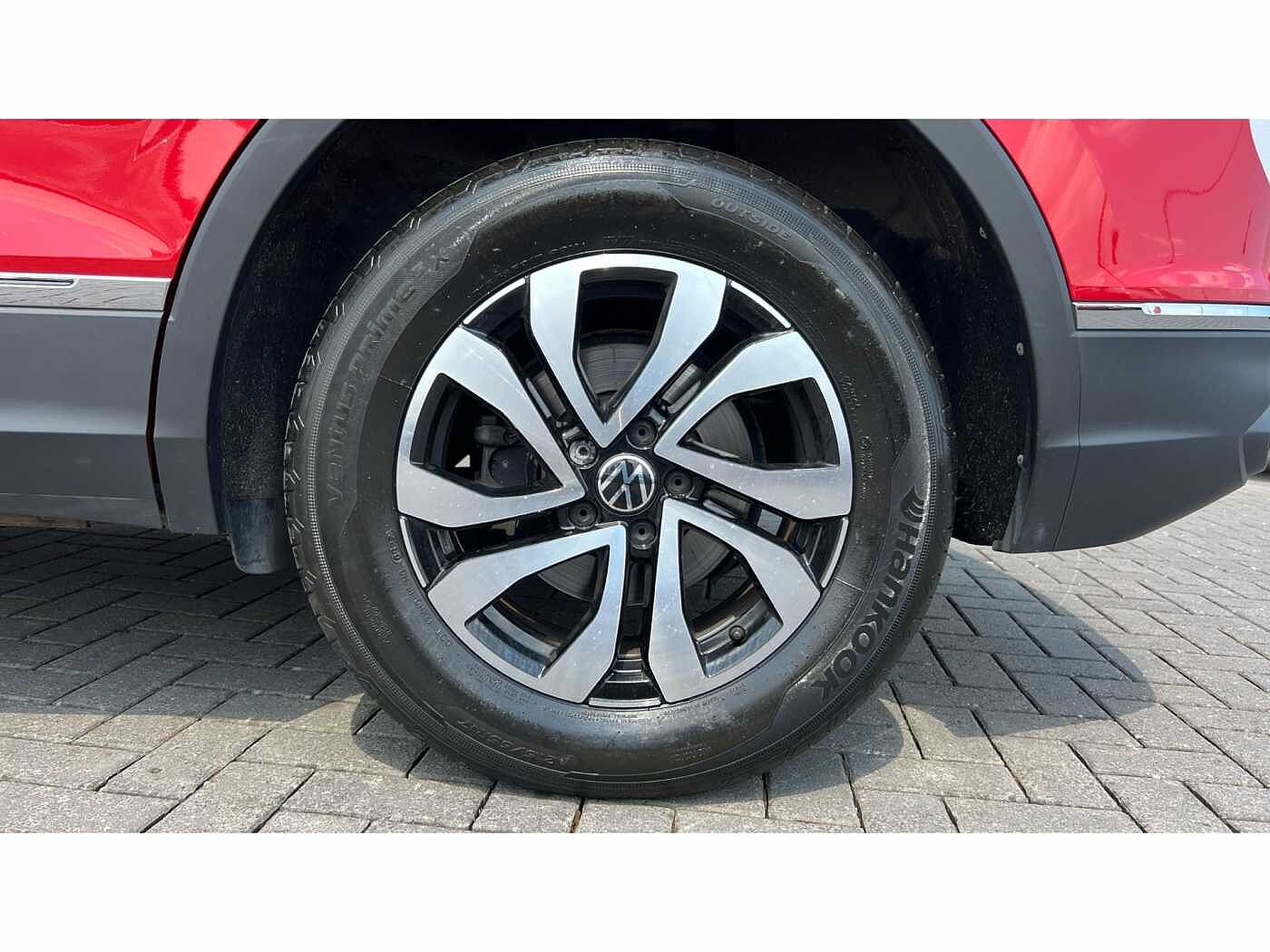 Volkswagen Tiguan 1.5 TSI (130ps) Active EVO 5 door