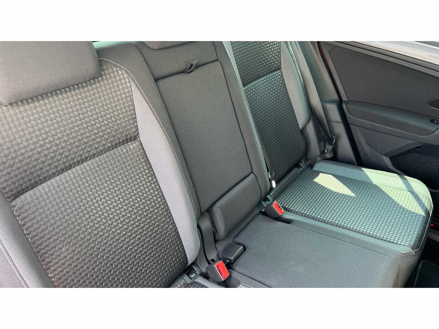Volkswagen Tiguan 1.5 TSI (130ps) Active EVO 5 door