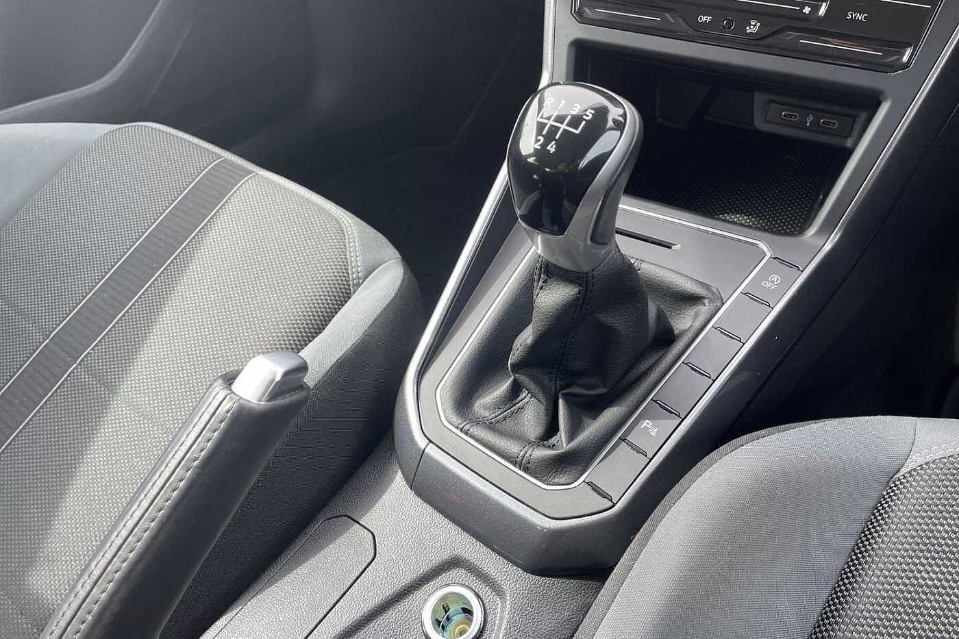 Volkswagen Polo Style 1.0 TSI 95PS 5-speed Manual