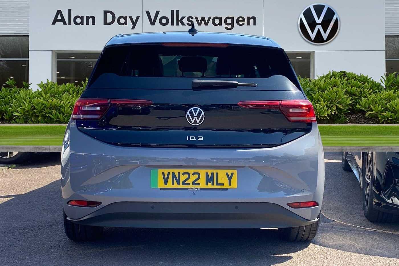 Volkswagen ID.3 Family 58kWh Pro Performance 204PS Automatic