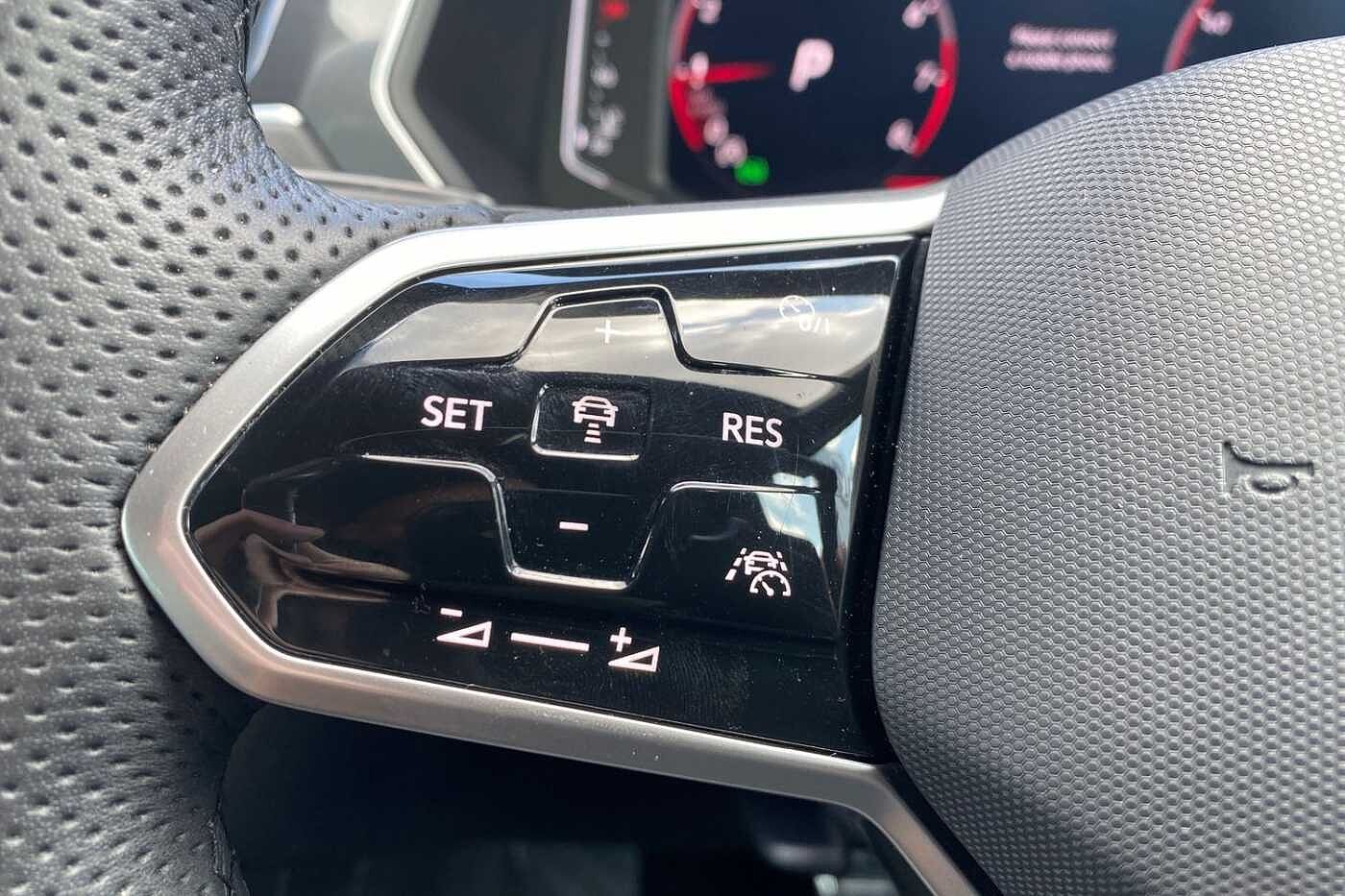 Volkswagen Tiguan 1.5 TSI (150ps) R-Line EVO DSG