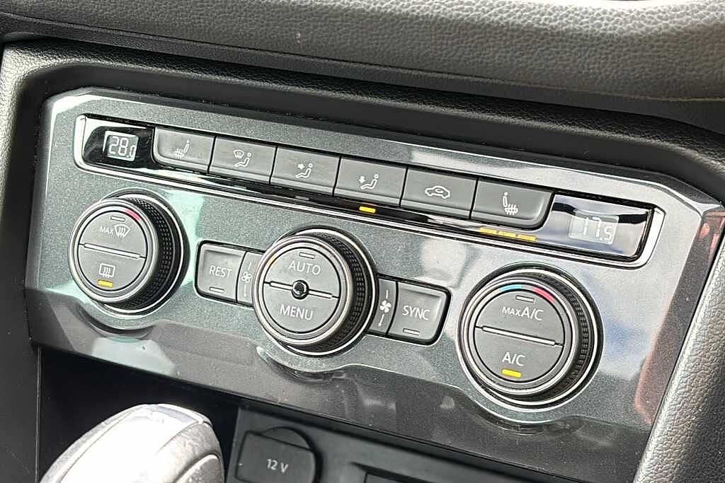 Volkswagen Tiguan 2.0 TDi 190 4Motion R-Line 5dr DSG