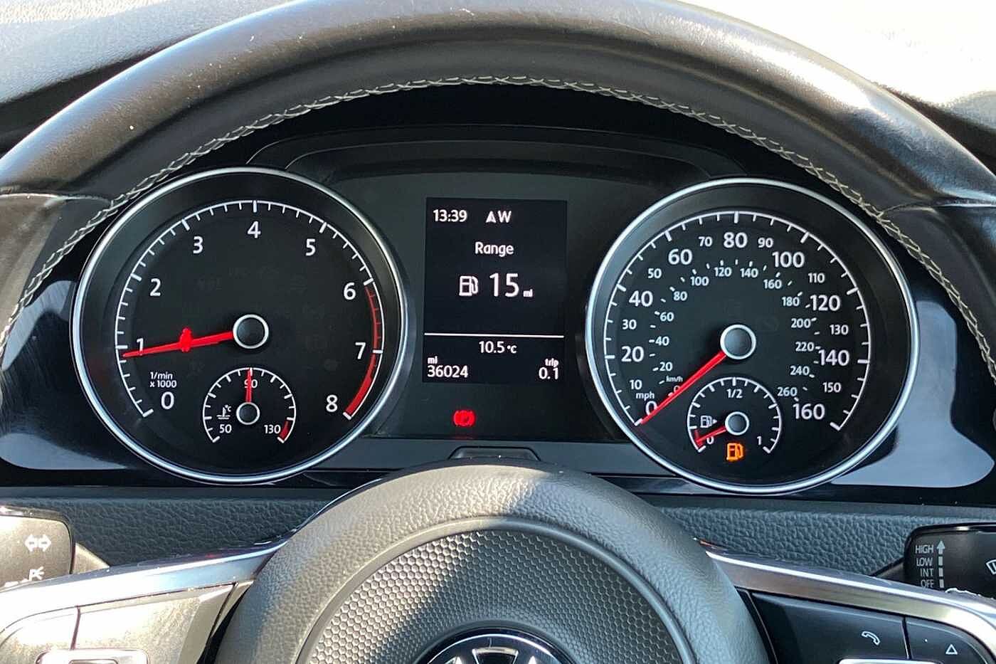 Volkswagen Golf MK7 R-Line 1.5 TSI EVO 150PS 6-speed Manual 3 Door