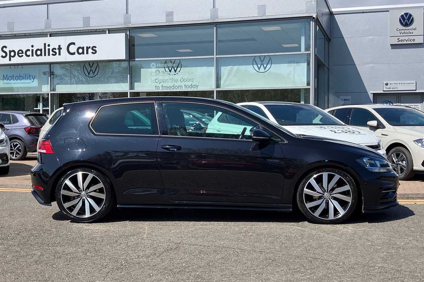 Volkswagen Golf MK7 R-Line 1.5 TSI EVO 150PS 6-speed Manual 3 Door