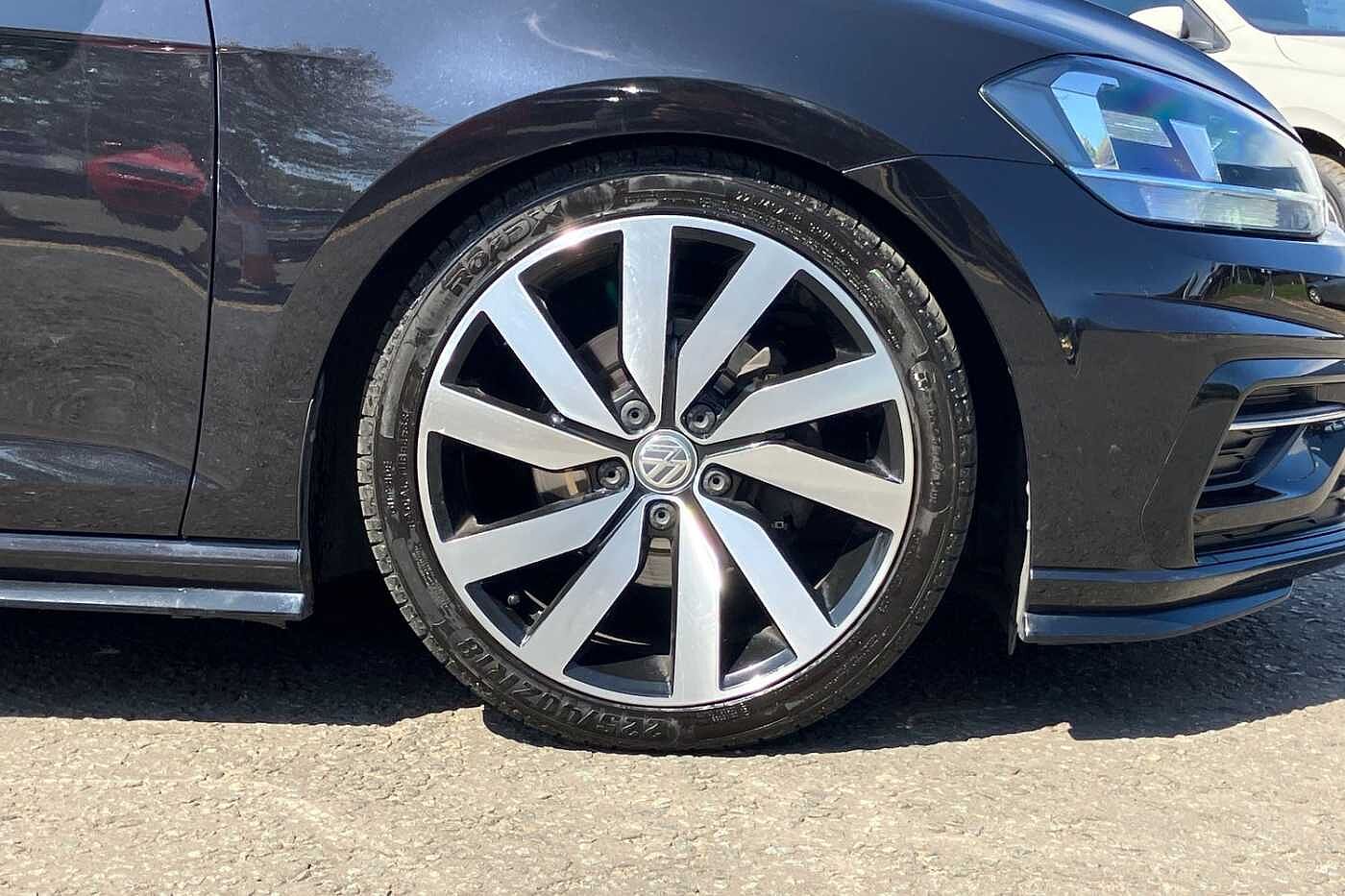 Volkswagen Golf MK7 R-Line 1.5 TSI EVO 150PS 6-speed Manual 3 Door