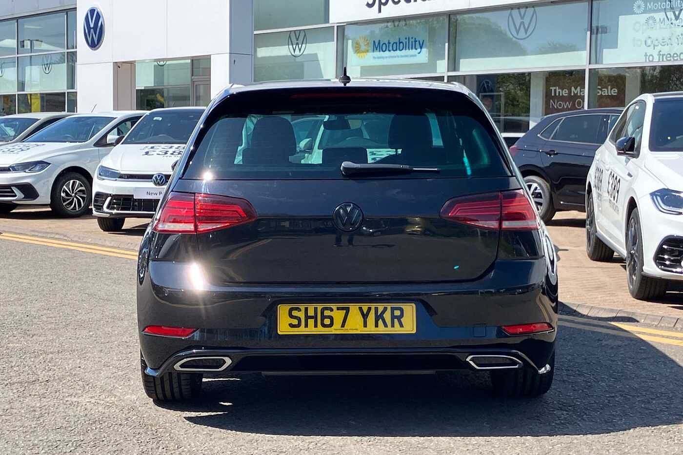Volkswagen Golf MK7 R-Line 1.5 TSI EVO 150PS 6-speed Manual 3 Door