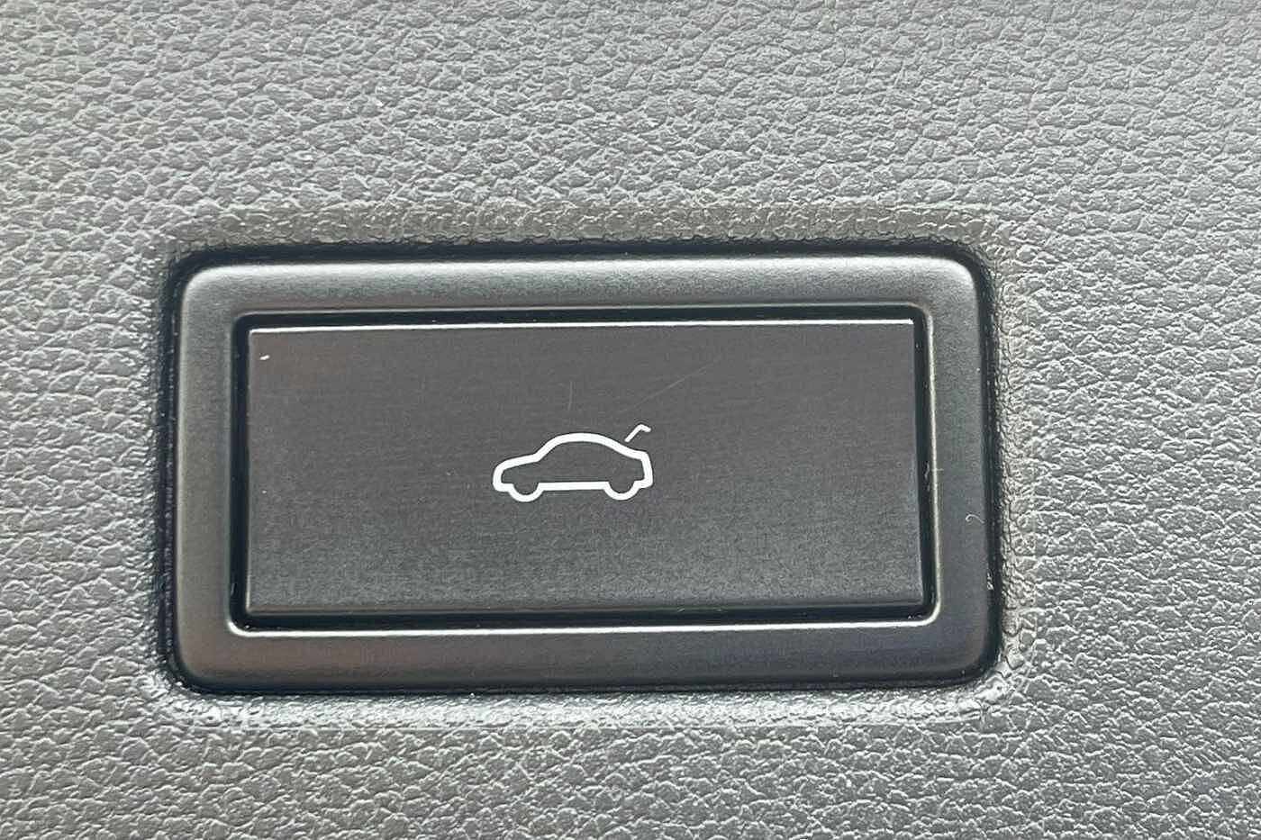 Volkswagen Tiguan 1.5 TSI EVO R-Line Tech SUV 5dr Petrol DSG Euro 6 (s/s) (150 ps)