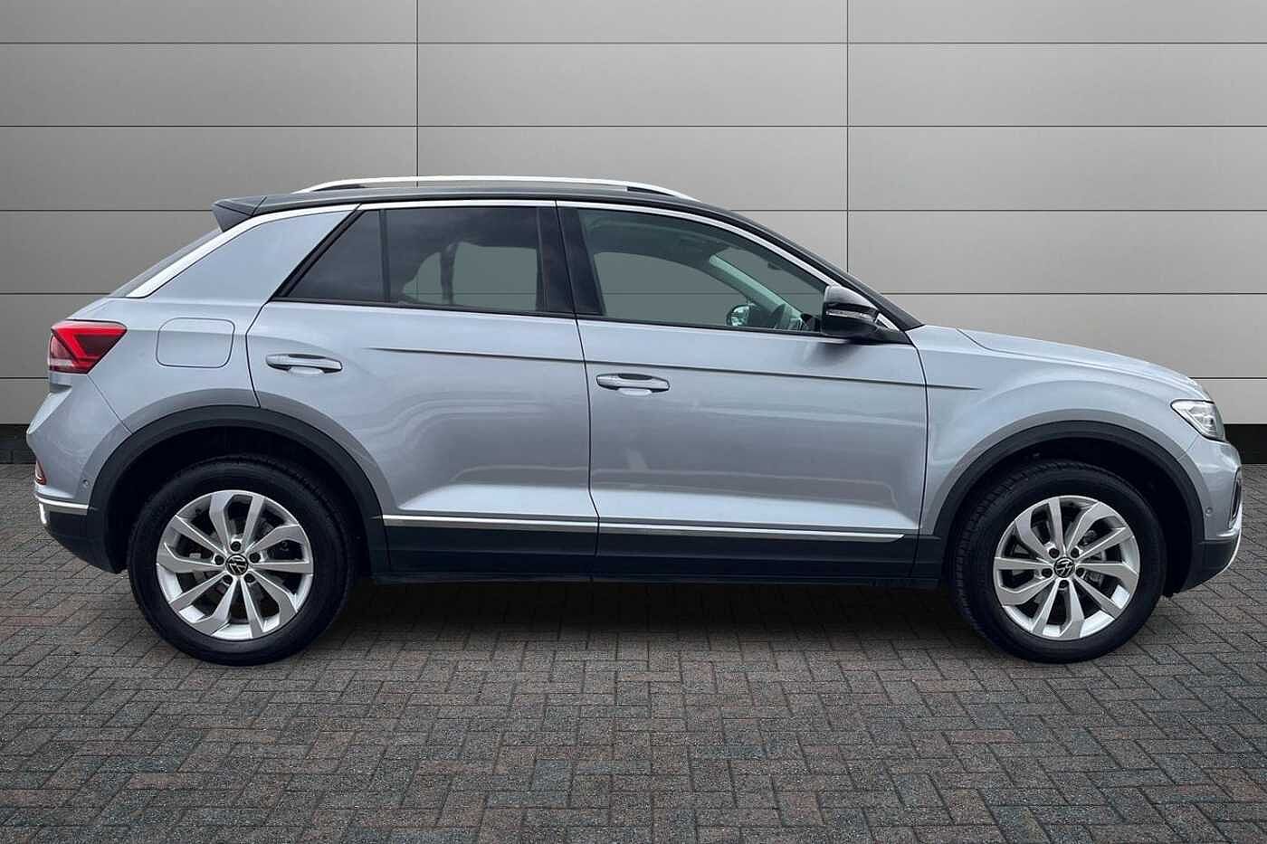 Volkswagen T-Roc 1.5 TSI Style SUV 5dr Petrol DSG 150 ps - REAR CAMERA